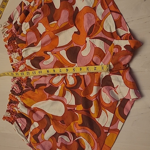 LIKE NEW AVA & VIV Mod Retro-Inspo Linen Blend High Waist Shorts - Picture 6 of 11